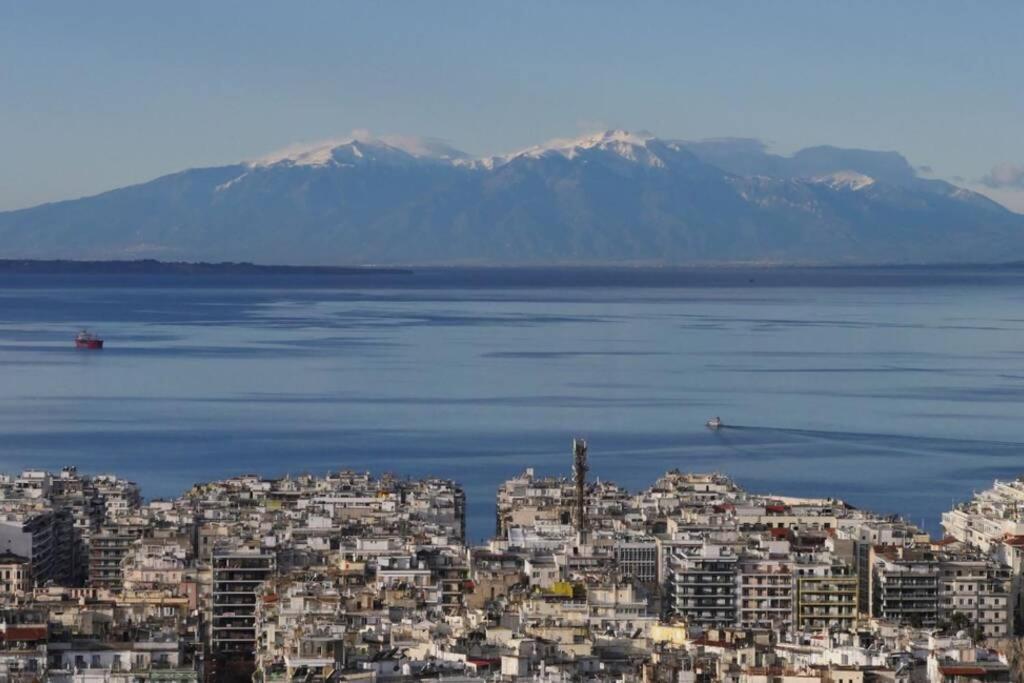Ano Poli Stay With Private Terrace And View Thessaloniki Exterior photo